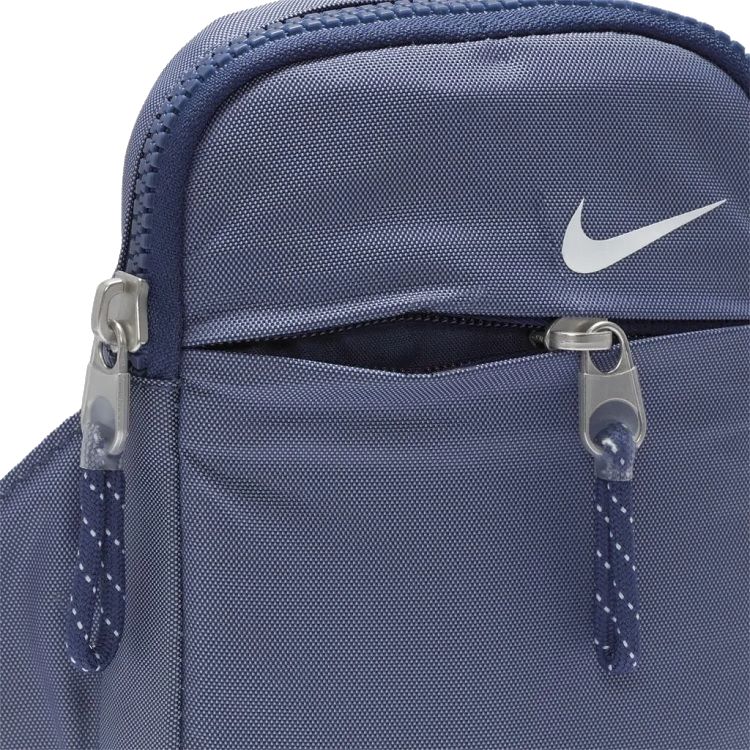 Bolsa Nike Sportswear Essentials - 4